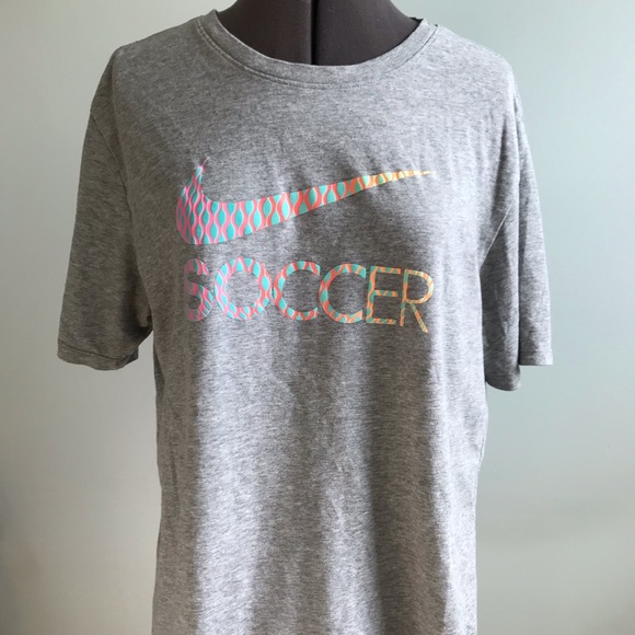 Nike Tops - 🛍The Nike Tee Nike Tops - 🛍The Nike Tee